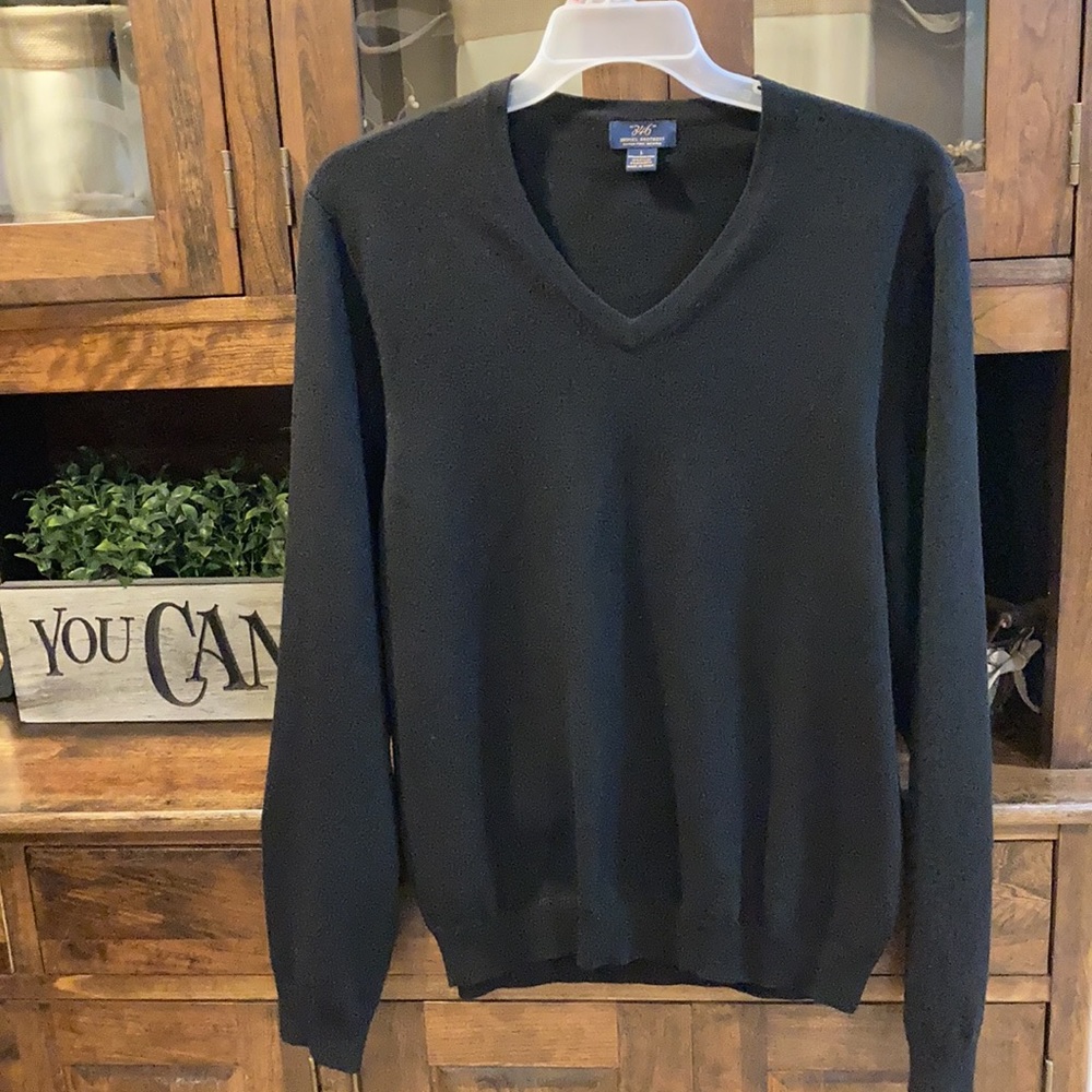 BROOKS BROTHERS 346 Merino Wool V Neck Sweater